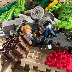 Little Tikes Waffle Blocks Steam Train  170 pcs